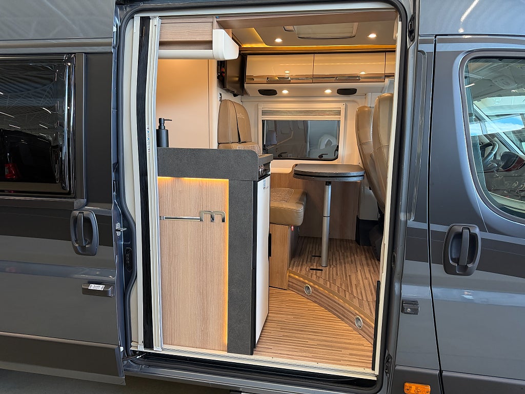 Malibu Carthago Van 640 LE RB GT *AC bodel*Solcell*Lithium*