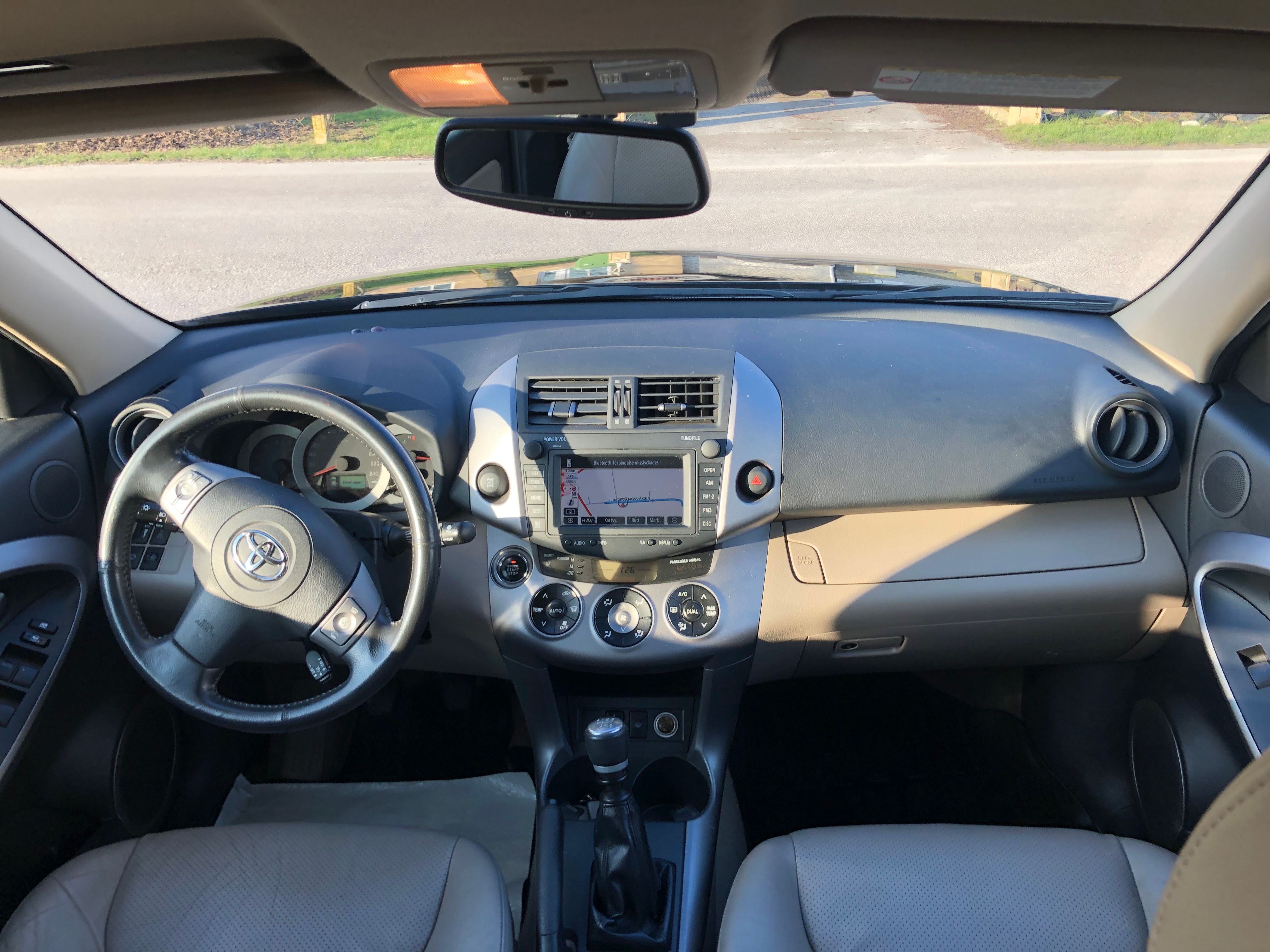 Toyota RAV4 2.2 D-CAT 4x4 177hk 2008, bild 6/43