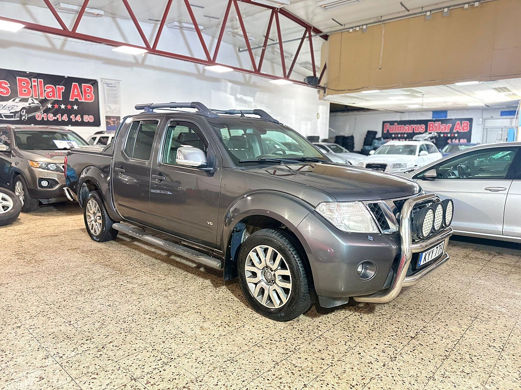 Nissan Navara Dubbelhytt 3.0 dCi V6 4x4 Automat Ny Besiktigad 