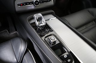 SUV Volvo XC90 9 av 18