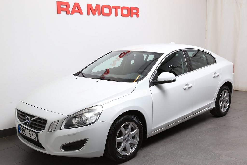 Volvo S60 T4 180hk Momentum Värmare Elstol + Minne 2013