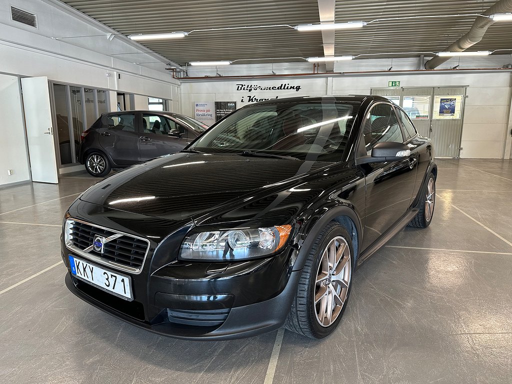 Volvo C30 2.4 Euro 4 Kamrembytt Nyservad