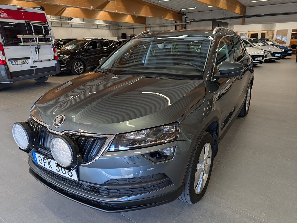 Skoda Karoq 2.0 TDI 4x4 Style Drag/Värmare/V-hjul