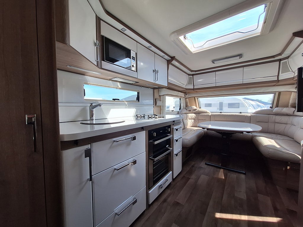 Kabe Imperial 600 XL KS Dubbelbädd, AC, Solcell, Mover, Boxmarkis, Hy