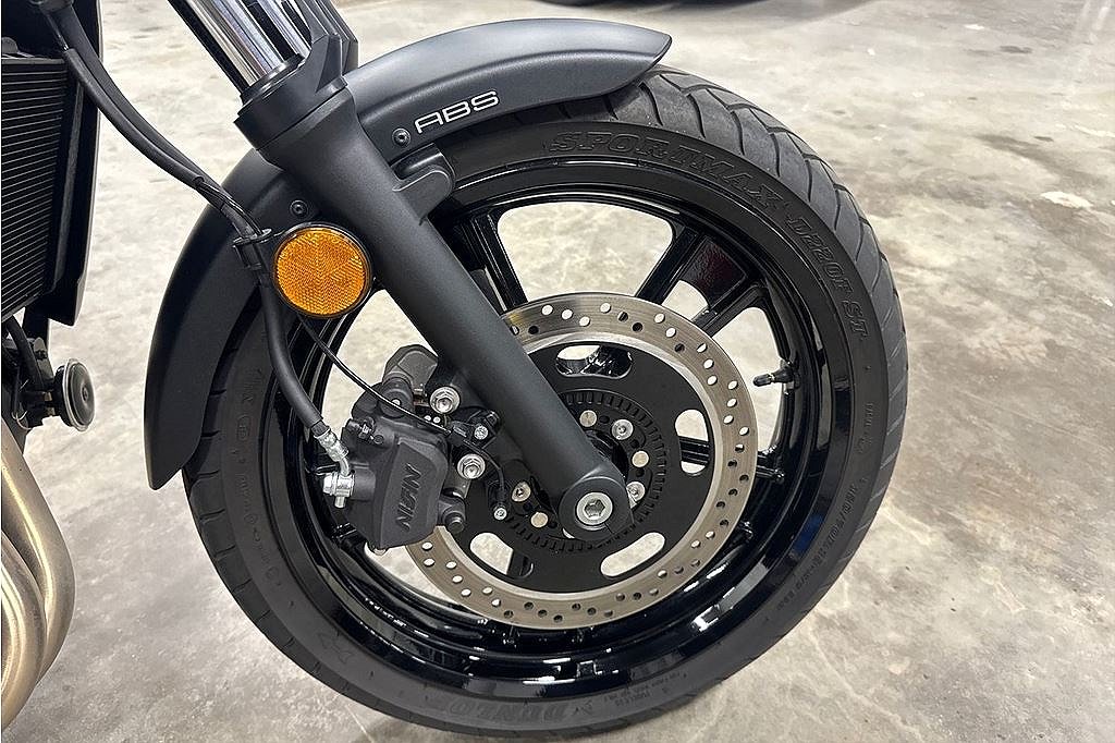 Kawasaki Vulcan S 650 Vulcan S i NYSKICK, LÅG MIL,1 BRUKARE