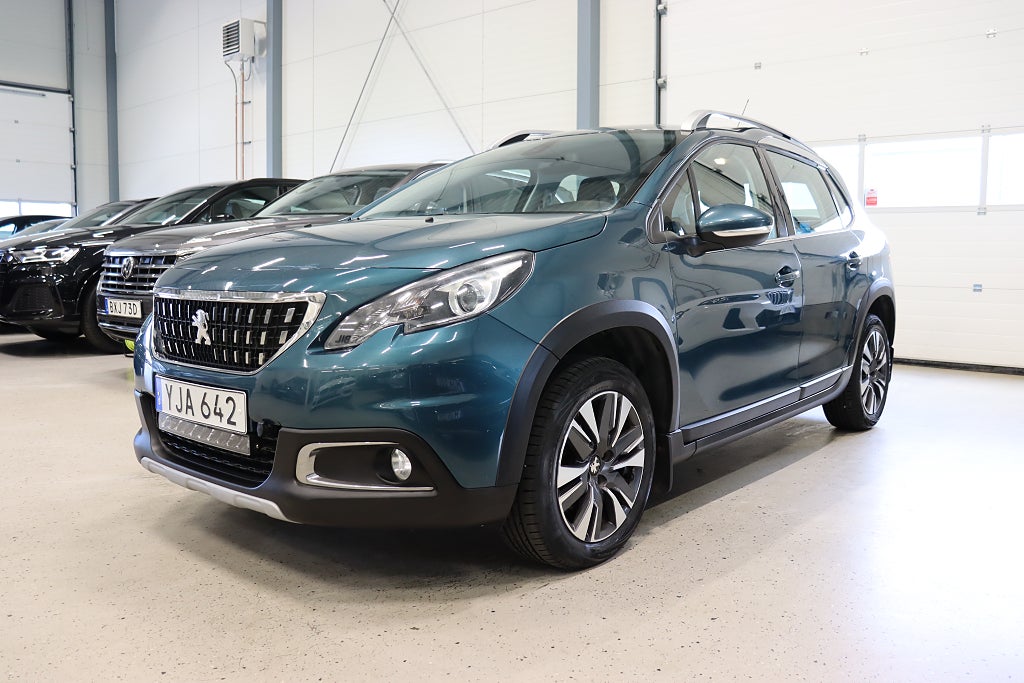Peugeot 2008 1.2 PureTech Allure Drag M-Värm Navi Kamrembytt 110hk