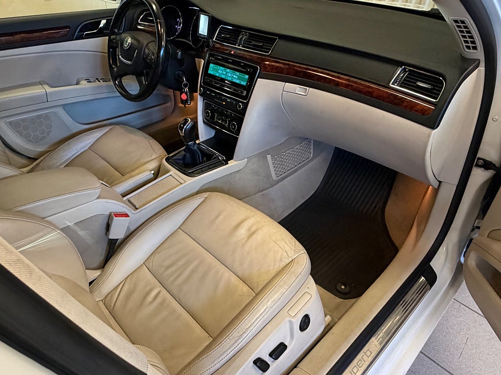 Skoda Superb Kombi 1.8 TSI 4x4 Elegance Euro 5