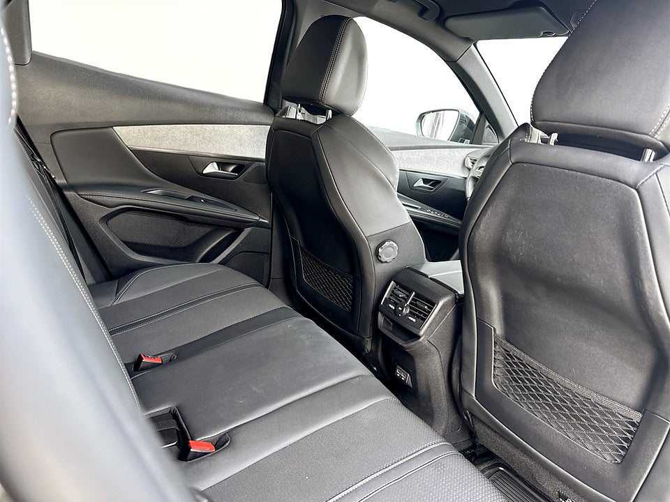Bild på Peugeot 3008 GT 1.2 PT 130hk Aut B-KAMERA CARPLAY NAV