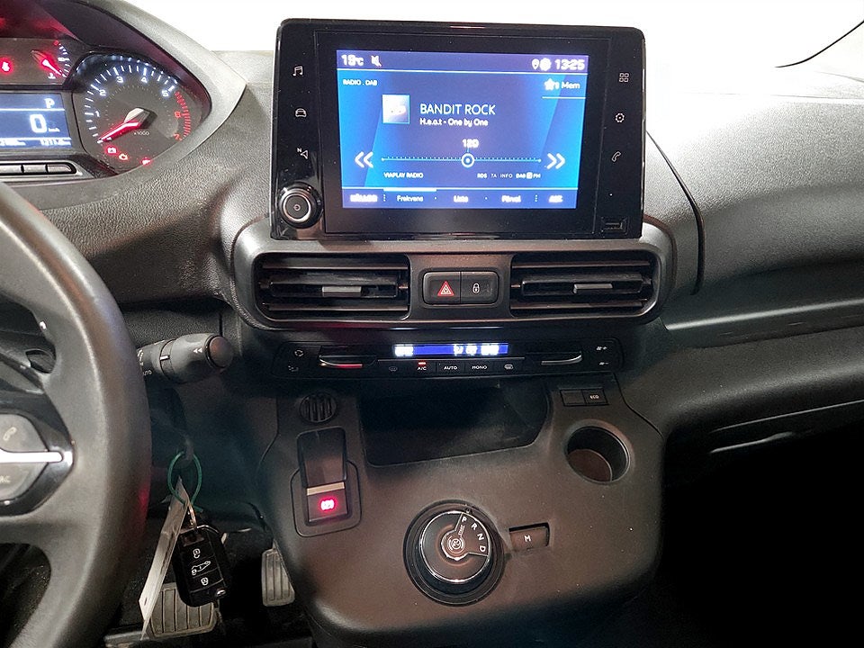 Bild på Peugeot Partner PRO+ 1.5 BHDi 130hk Aut L2 - B-KAMERA, DRAG