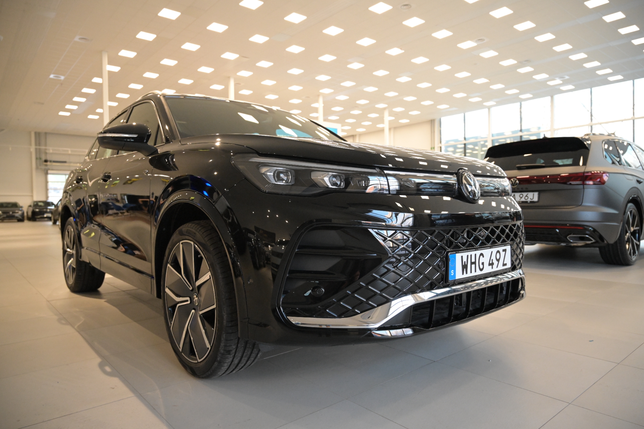 Volkswagen Tiguan eHybrid R-Line SWE 2026, bild 4/10