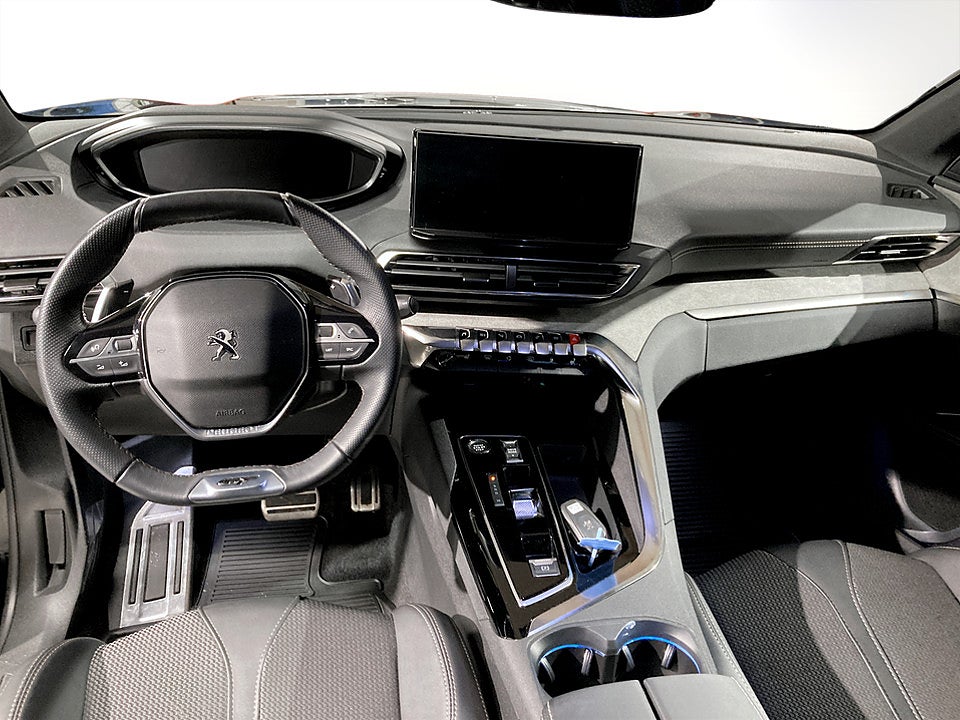 Bild på Peugeot 5008 GT 1.2 PT Aut 7-SITS B-KAMERA CARPLAY 130hk