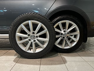 Volkswagen Golf Alltrack 1.8 TSI 4Motion Alltrack Pvärm Drag Kamera CarPlay SoV – bild 19