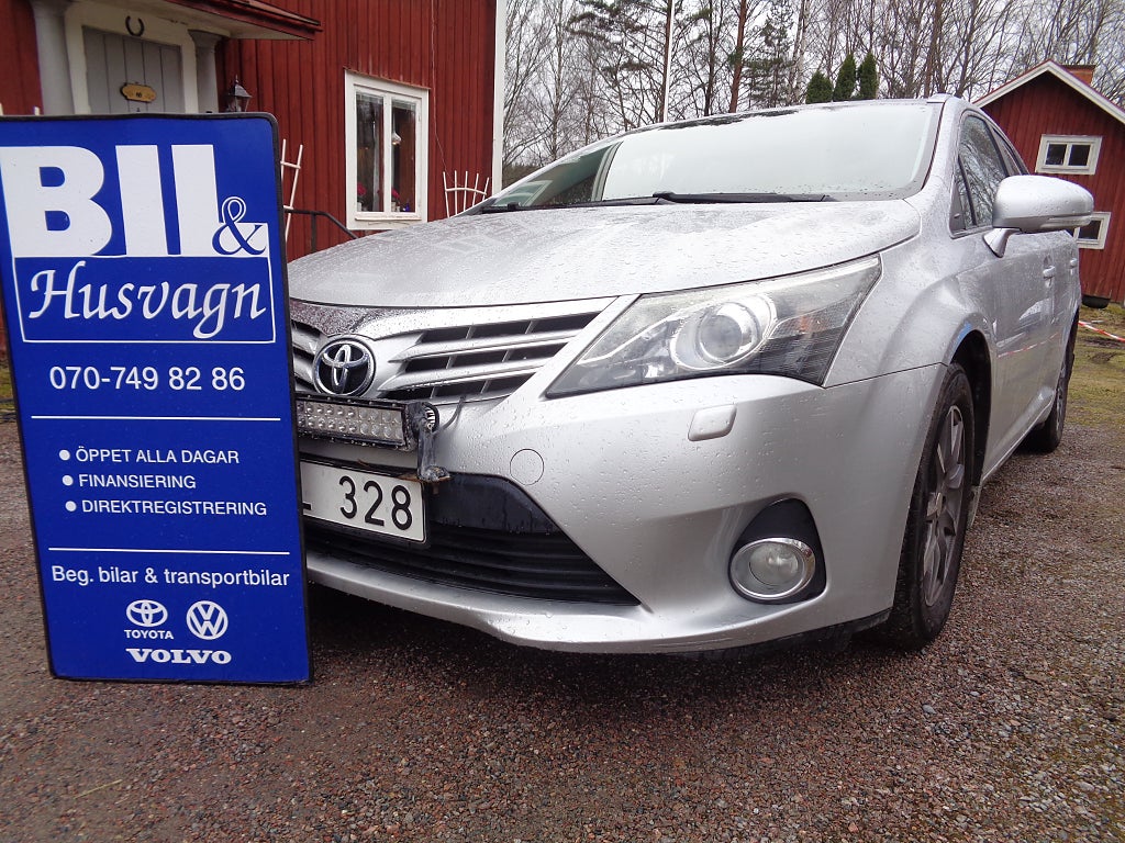 Toyota Avensis 2.0 D NYBES  U.A./BACKKAMERA/MV/FINANS/INBYTE
