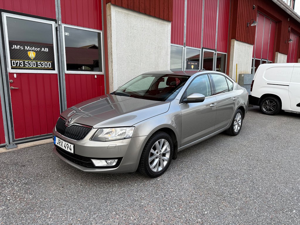 Skoda Octavia 2.0 TDI Ambition Plus P-värmare Drag 