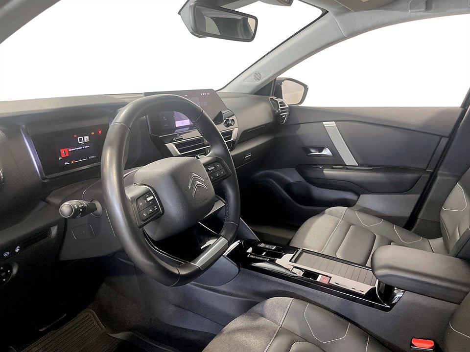 Bild på Citroën C4 Shine 1.2 PT 130hk Aut B-KAMERA CARPLAY