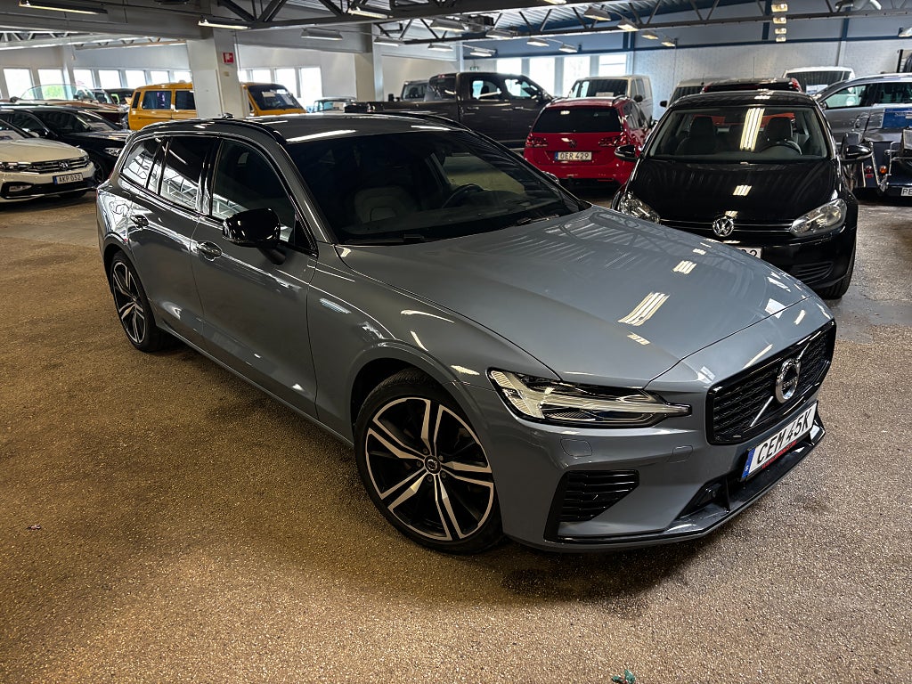 Volvo V60 Recharge T6 AWD Geartronic R-Design Drag