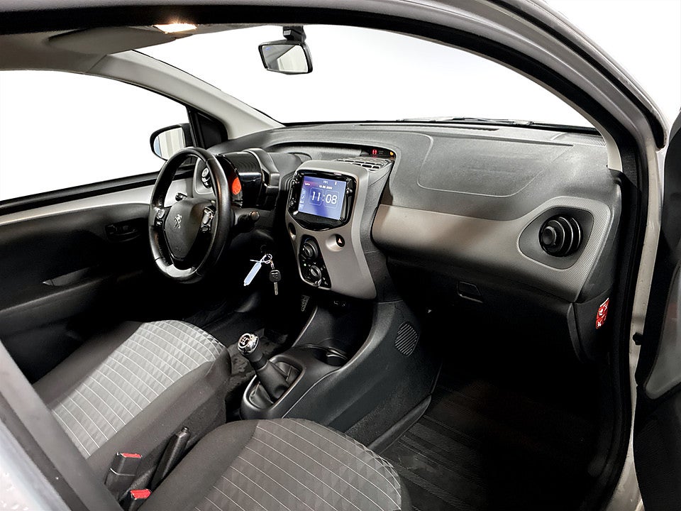 Bild på Peugeot 108 Active 5-dörrar 1.0 VTi 72hk BACKKAMERA