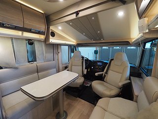 Husbil-integrerad Rapido 8094 DF 7 av 22