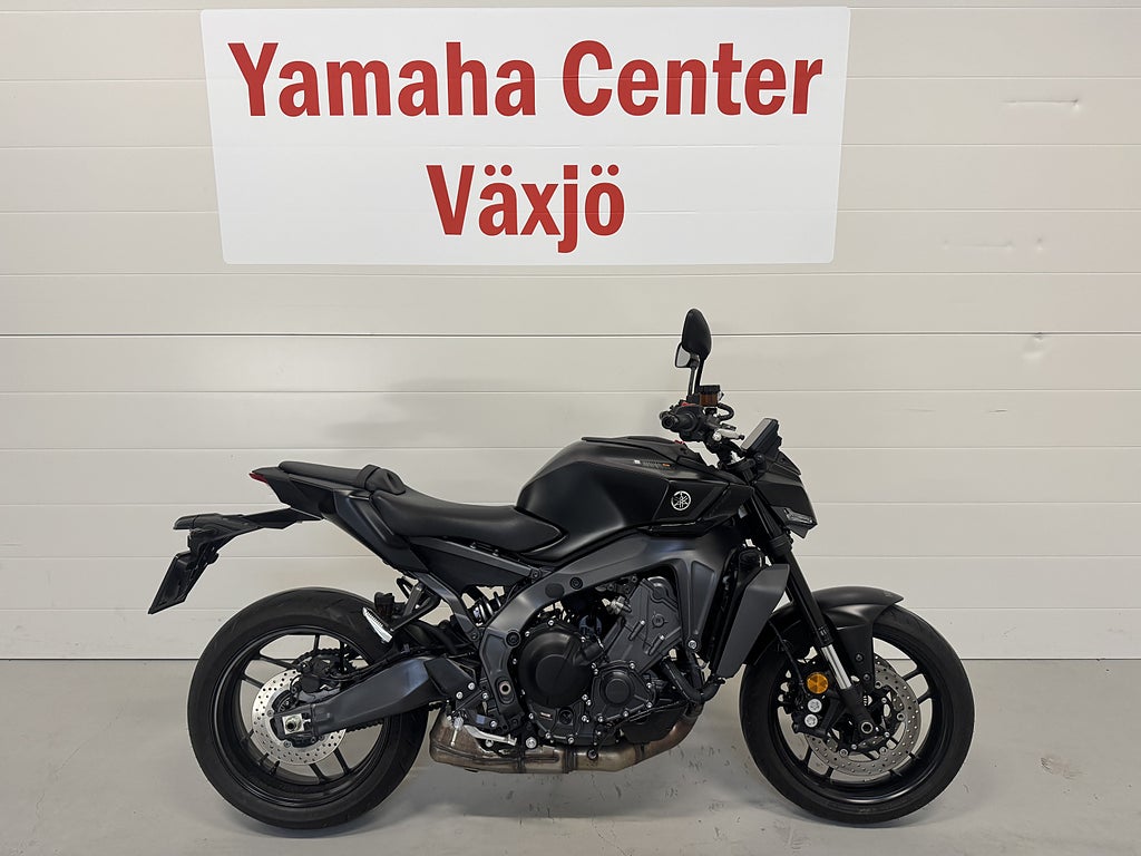 Yamaha MT-09 Tech Black *172mil*