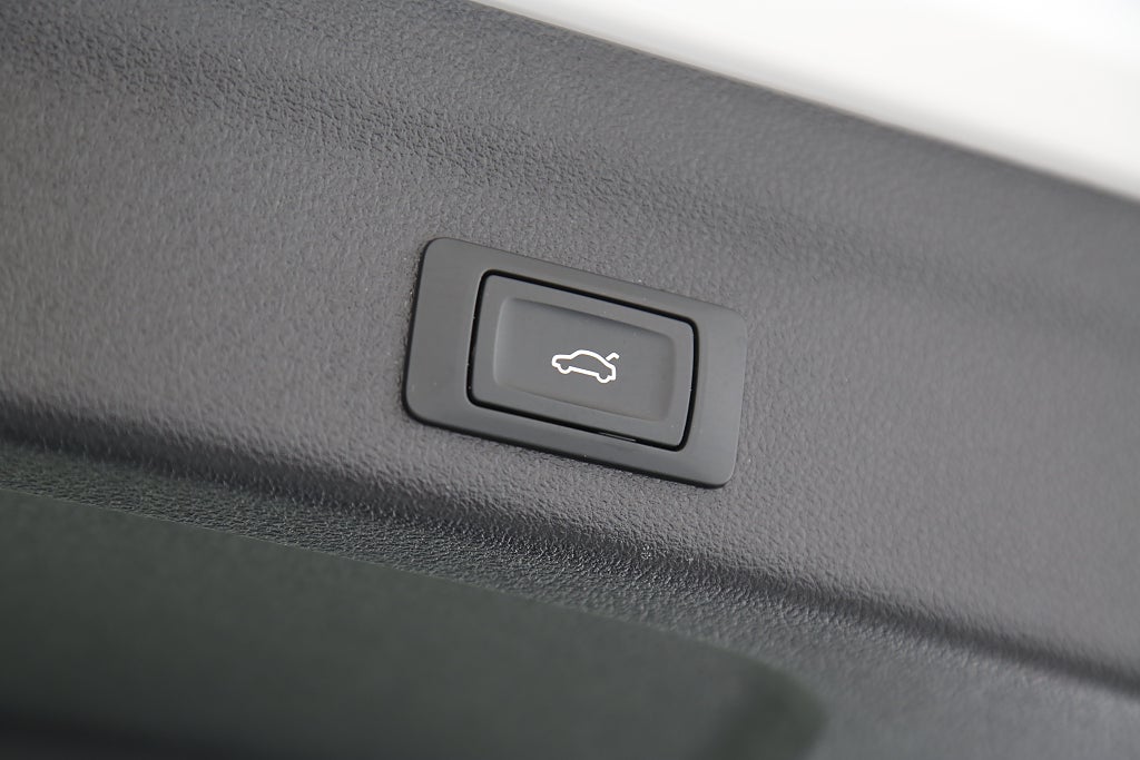 Audi A6 40 TDI Quattro S Tronic Proline Sport Värmare Drag 2021