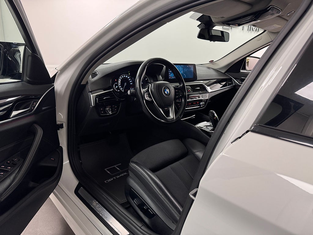 BMW 520 2017 - miniatyr 6