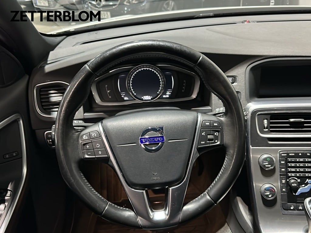 Kombi Volvo V60 12 av 20