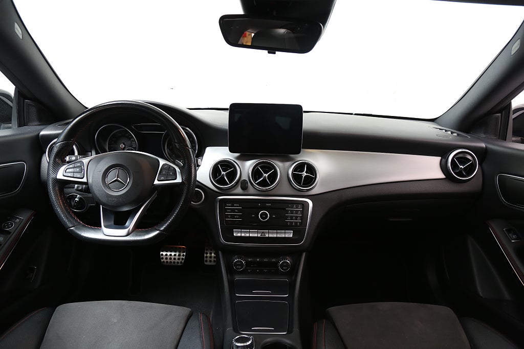 Mercedes-Benz CLA 220 d Shooting Brake 7G-DCT AMG Line Pano P-värme Drag 2017