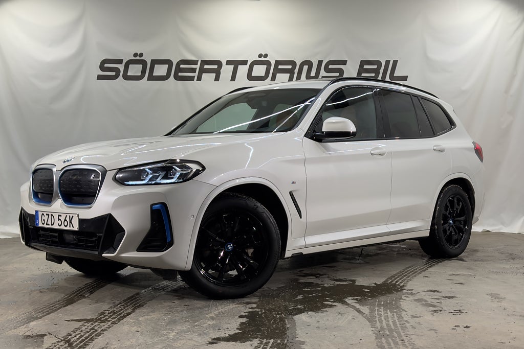 BMW X3 I CHARGED M-SPORT DRAGKROK GPS LÄDER MOMSBIL