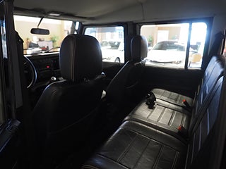 SUV Land Rover Defender 110 16 av 22