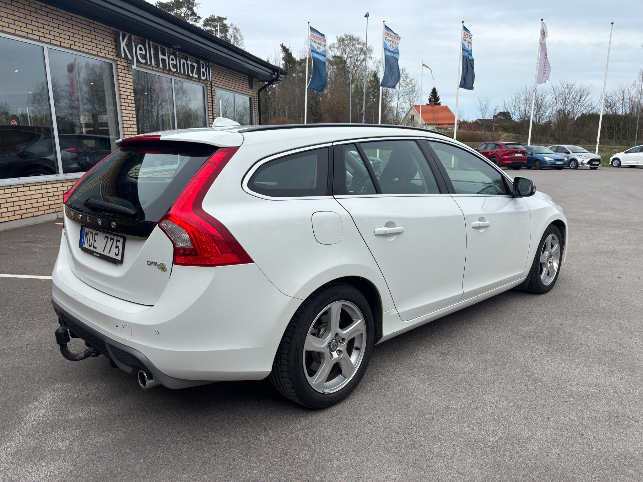 Volvo V60 2012, photo 5/44