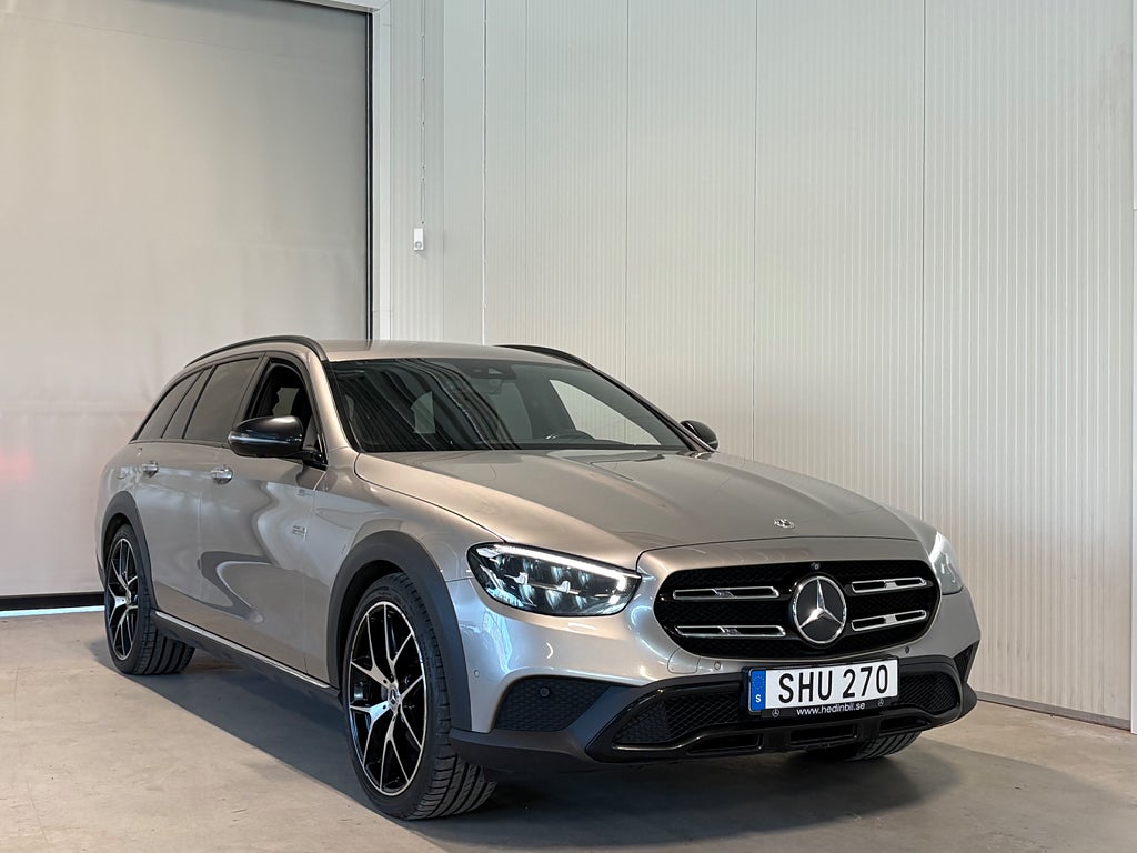 Mercedes-Benz E 220d 4M All-Terrain Wide Burm® D-värm Drag Dubbdäck