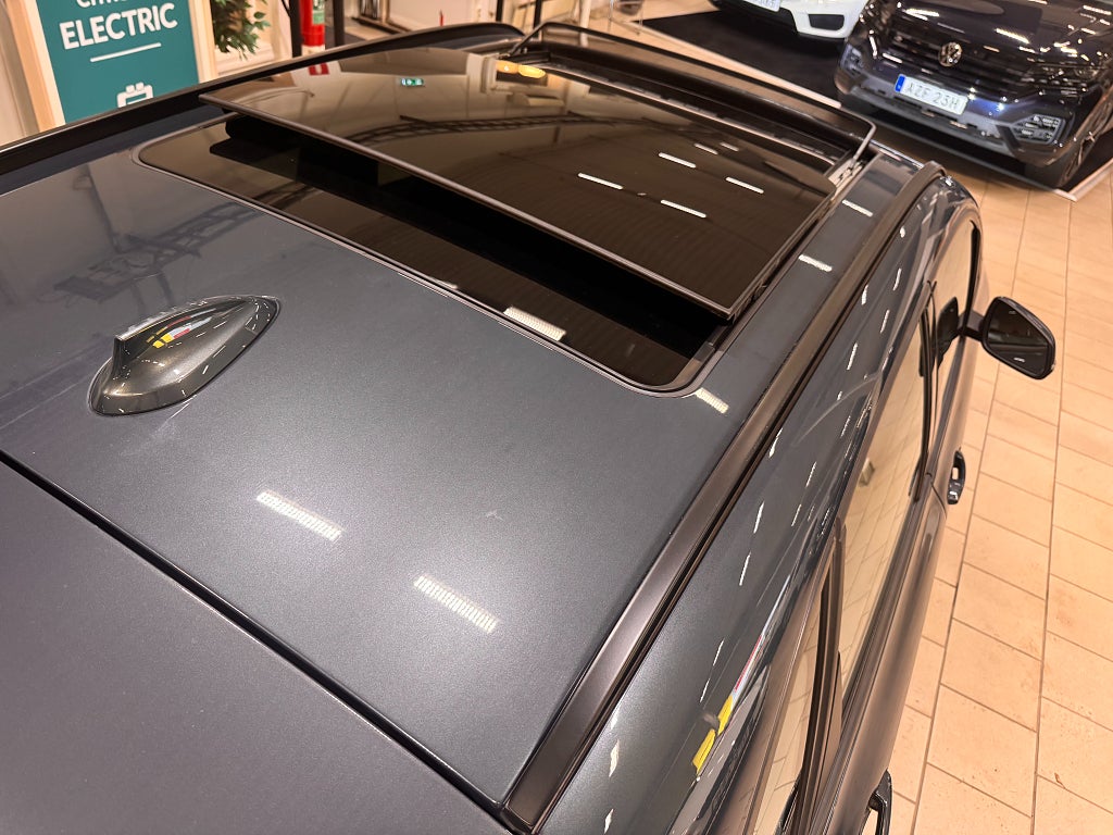 BMW 218 2015 - miniatyr 11