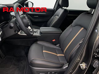 SUV Mazda CX-80 8 av 22