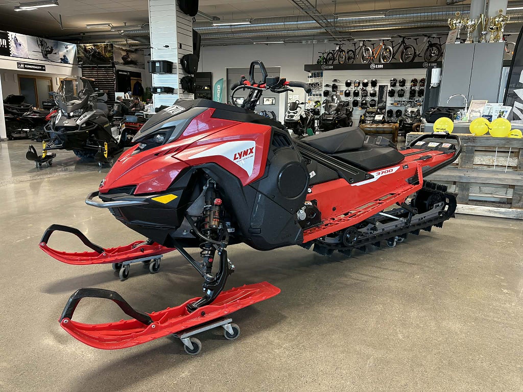 Lynx SHREDDER RE 3700 850 E-TEC MOMS