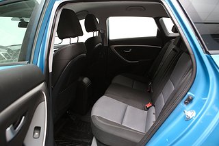 Kombi Hyundai i30 19 av 20