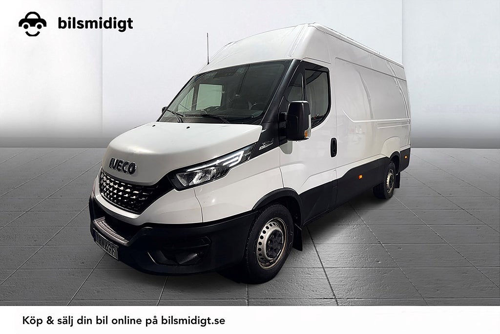 Iveco Daily 35-140 Skåpbil 2.3 JTD Hi-Matic Värmare 3-sits MOMS 136hk