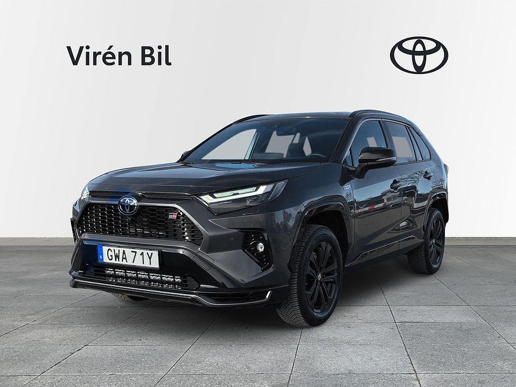 Toyota RAV4 Plug-in Hybrid GR-Sport (V-hjul + Led-ramp)
