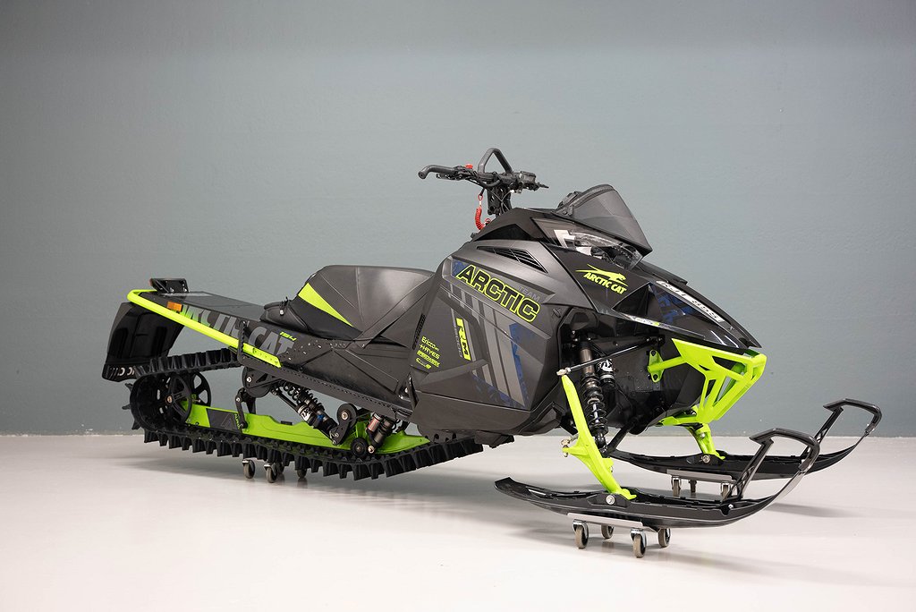 Arctic Cat RM M8000 Alpha One  *MCX kylare* KAMPANJ 0-4,95%