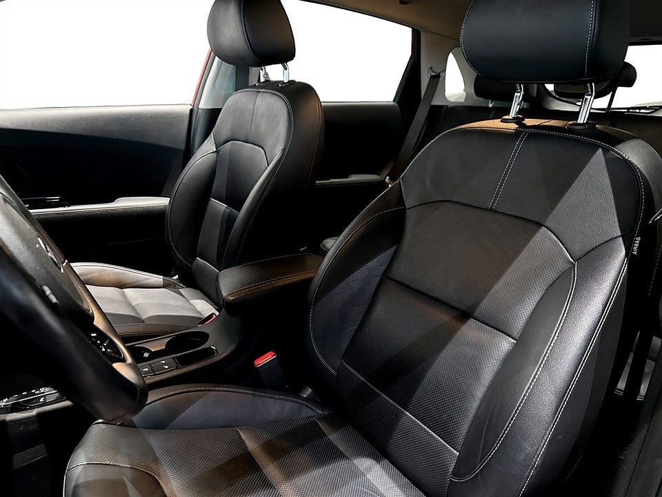 Bild på Kia Niro Advance Plus Hybrid 141hk Aut - ELSTOL,B-KAMERA