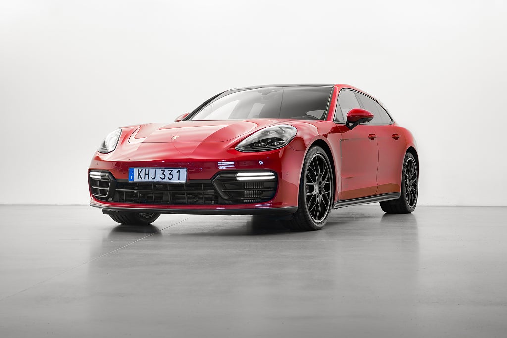 Porsche Panamera GTS Sport Turismo - Svensksåld - Låga mil - Skick!
