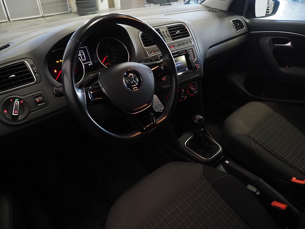 Volkswagen Polo 5-dörrar 1.2 TSI 90hk | M&K | 2017