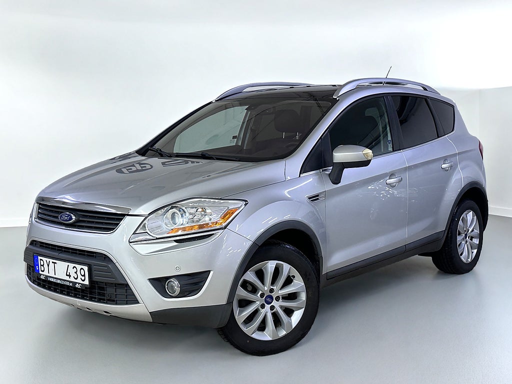 Ford Kuga 2.0 TDCi AWD 163hk / Automat / Titanium / Panorama 