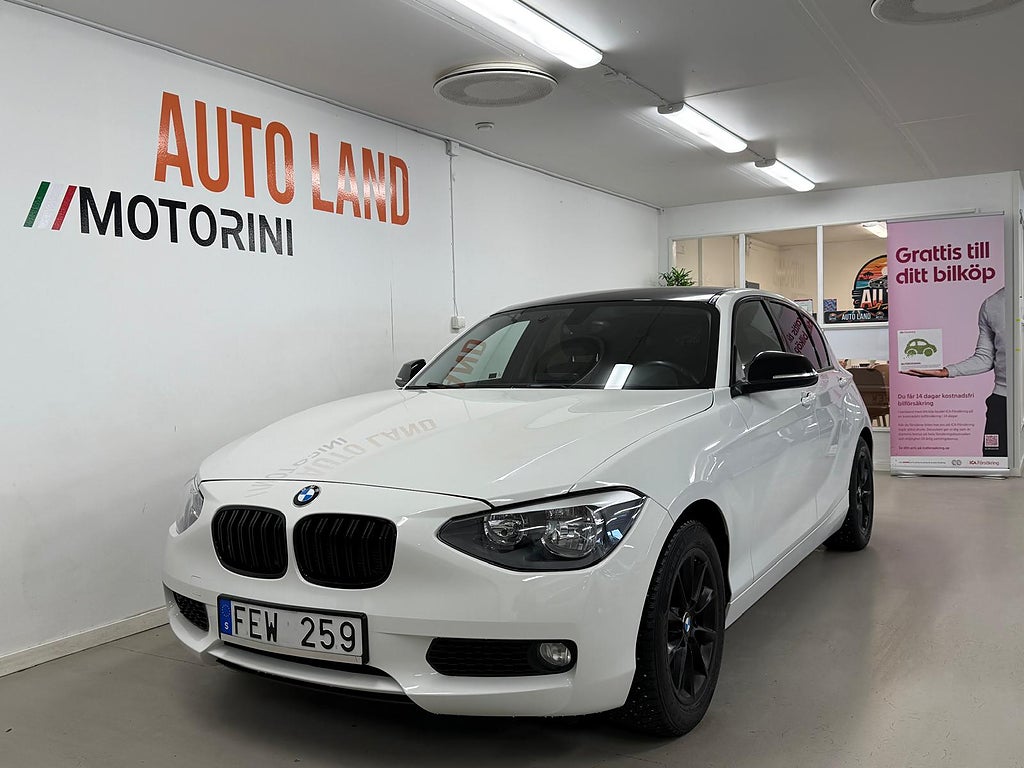 BMW 118d 5-dörrars Sport line /Keyless/PDC/Nyservad/Drag