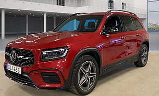 SUV Mercedes-Benz GLB