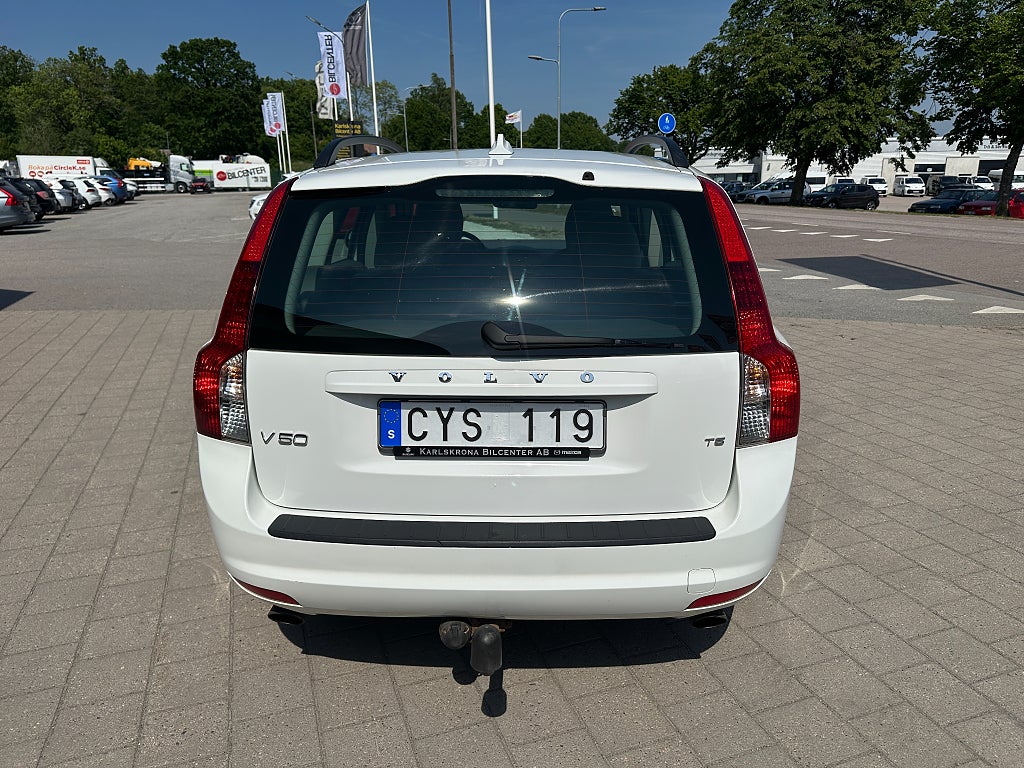 Volvo V50 T5 (230 hk) Kinetic DRAGKROK