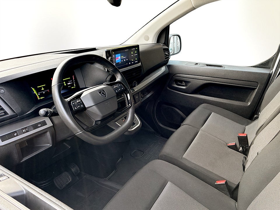 Bild på Peugeot Expert 2.0 BlueHDi 145hk Aut L3 WEBASTO DRAG