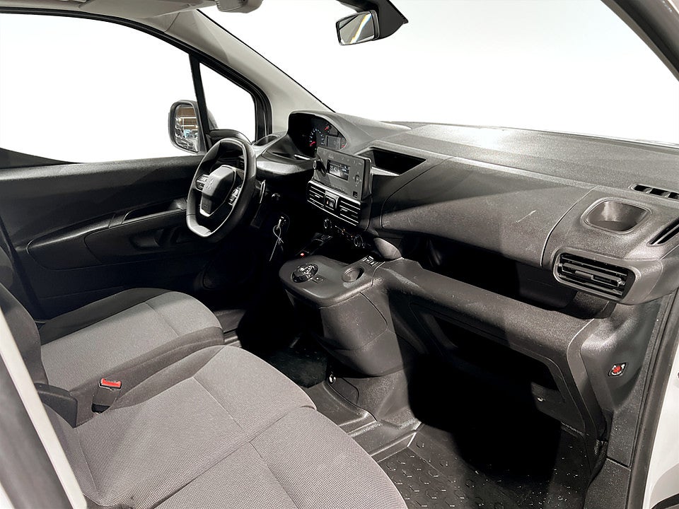 Bild på Peugeot Partner Inbusiness 1.5 BHDi 130hk Aut L1  VÄRMARE DRAG
