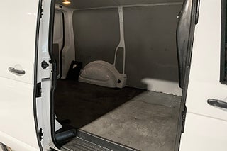 Transportbil - Skåp Volkswagen Transporter 8 av 13