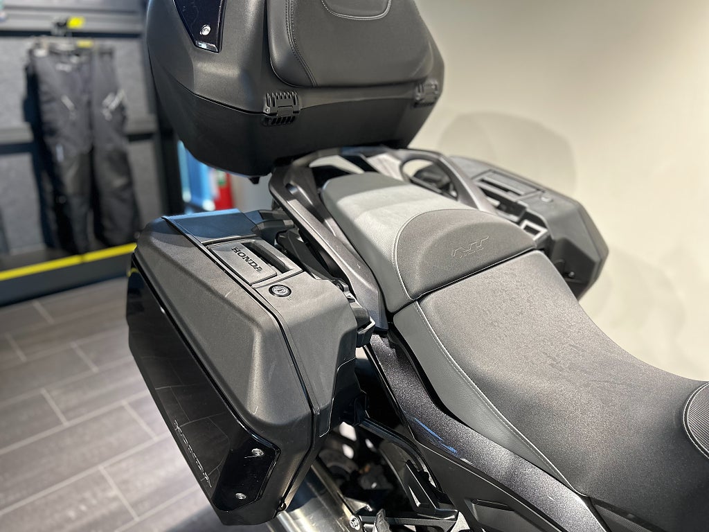 Honda NT1100D / 3,45% Ränta / 3st väskor / Automat / Endast 480 mil