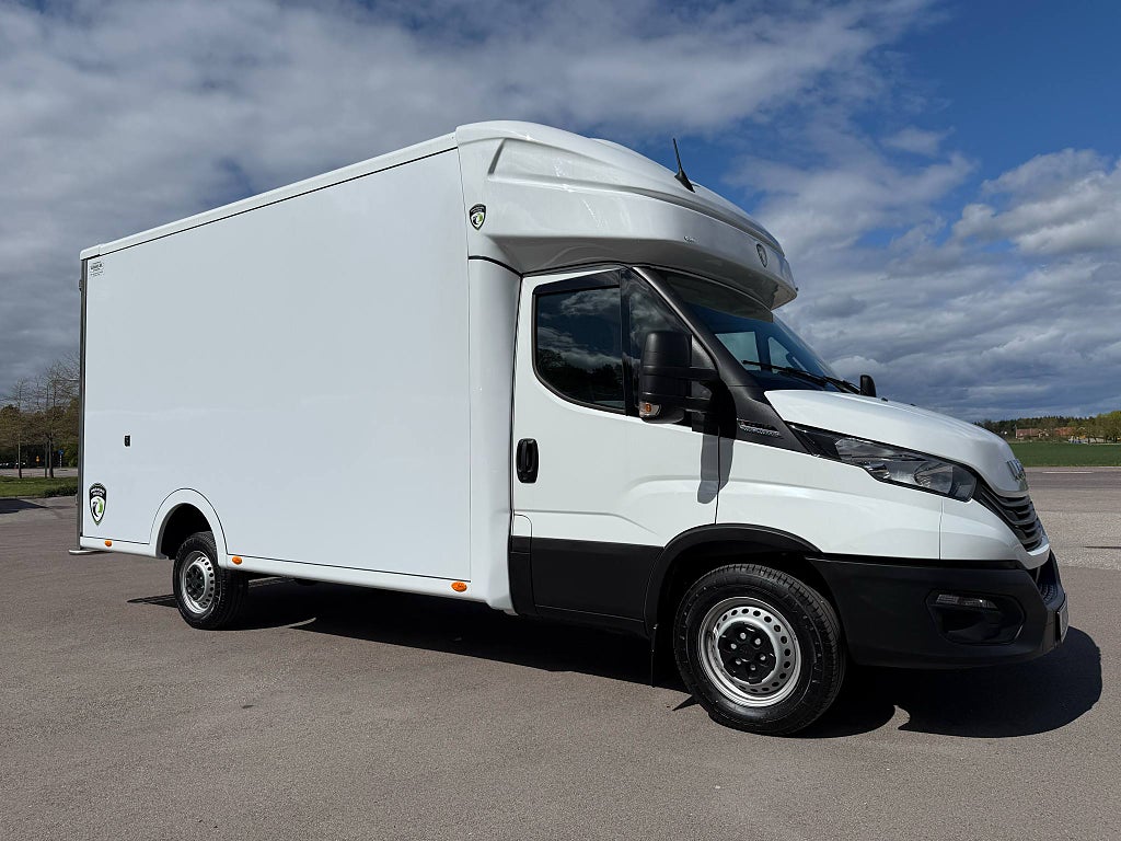 Iveco Daily Eurobox XXL Skåpbil/Flyttbil/Transportbil 